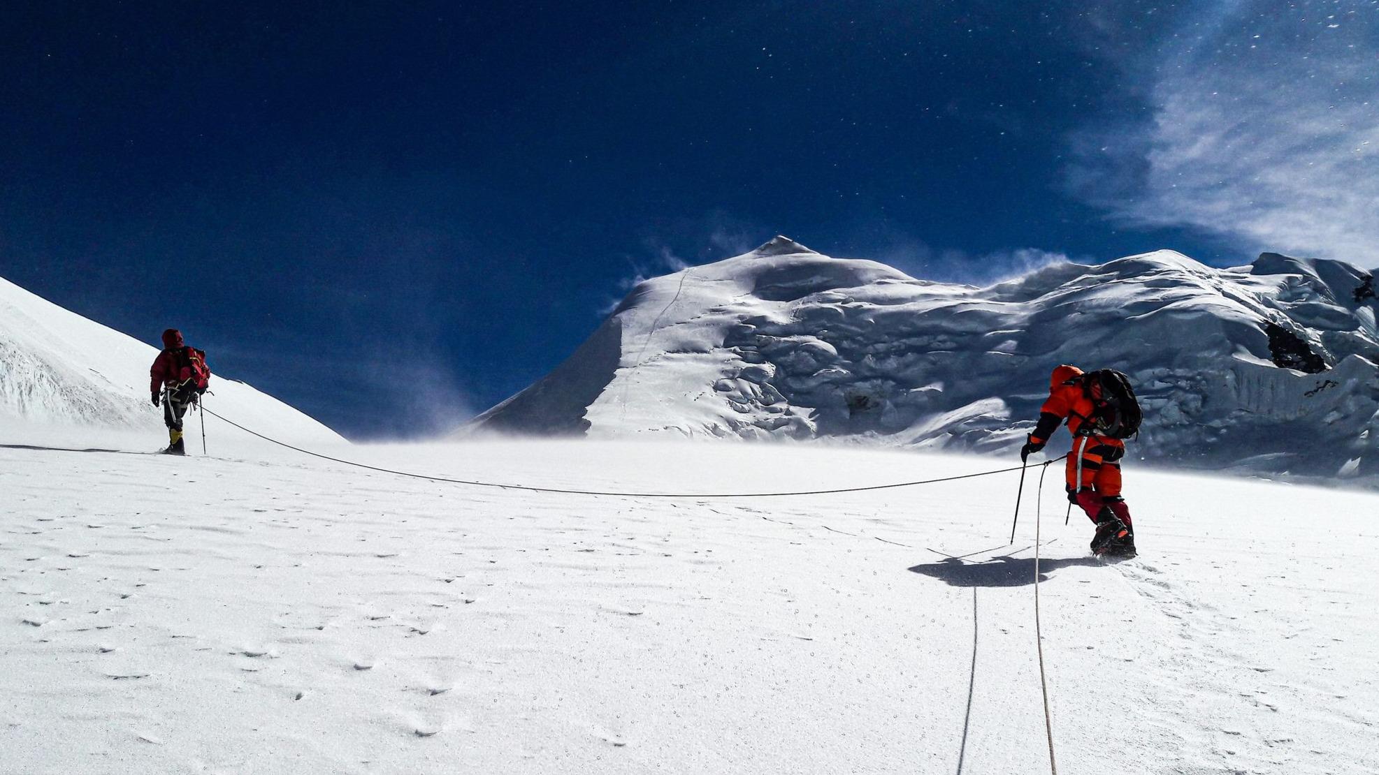 Himlung Himal 7,126m Expedition