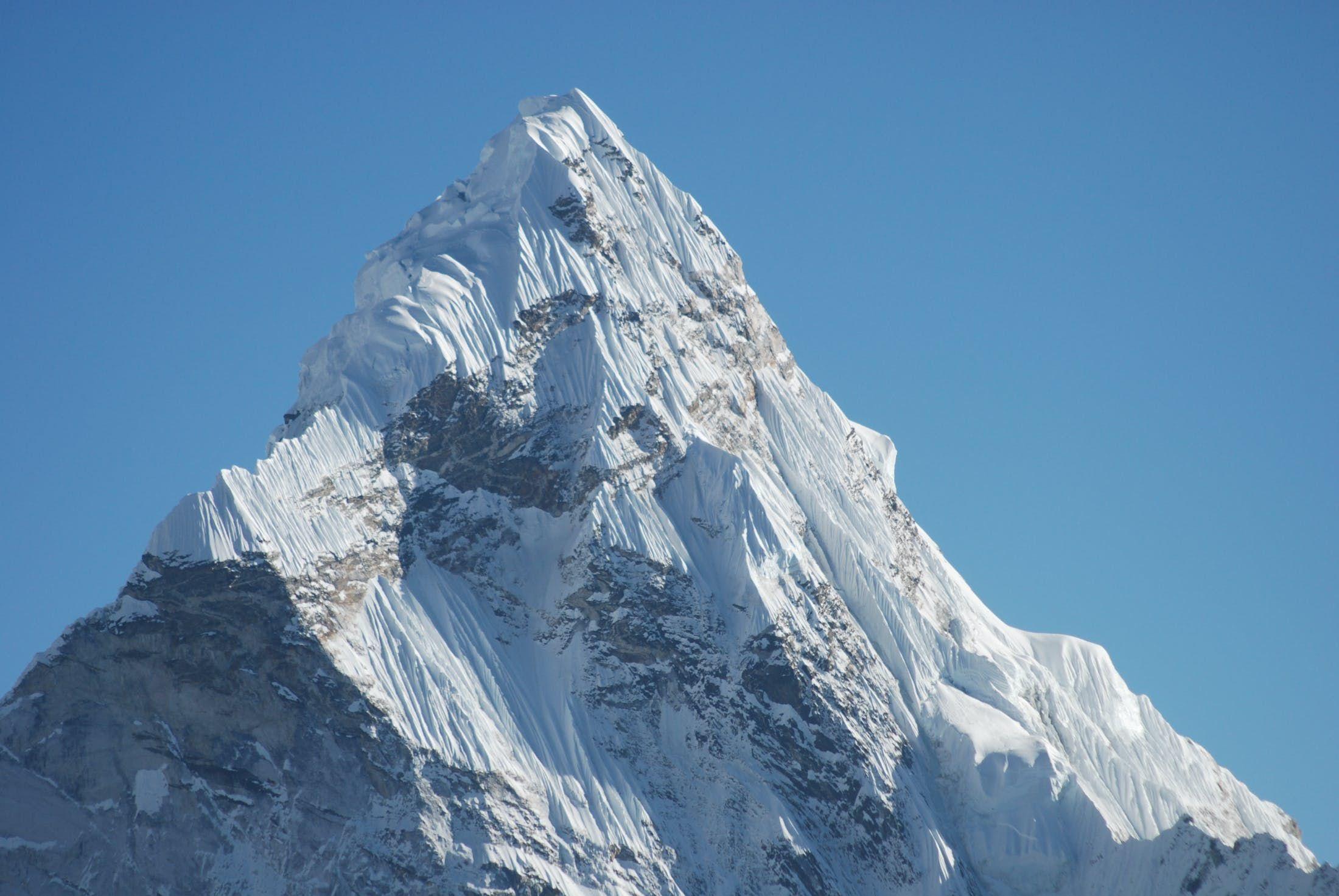 Five 6000ers to Climb in Nepal Next Spring