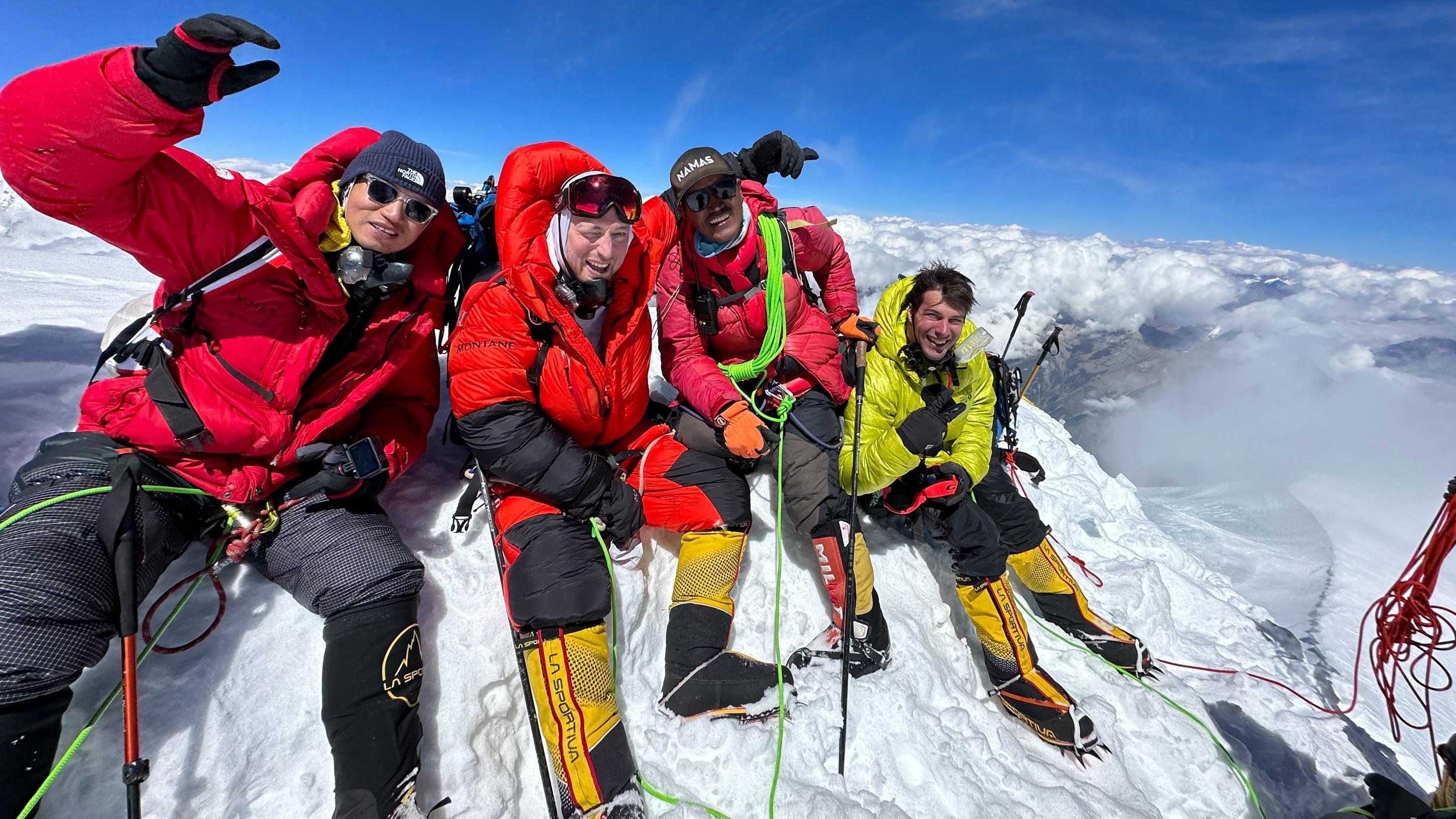 Annapurna Iv 7525m Expedition